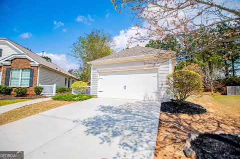 Exterior - 240 River Meadow Dr, Lagrange, GA 30241 photo 2 of 10