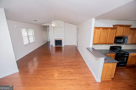 Living - 240 River Meadow Dr, Lagrange, GA 30241 photo 6 of 6