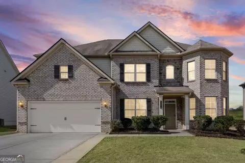 5470 Mirror Lake Dr, Cumming, GA 30028