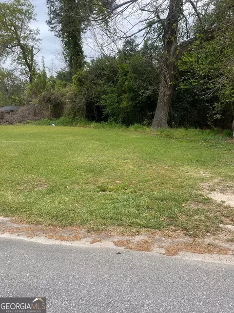 4093 St Charles Pl, Macon, GA 31206