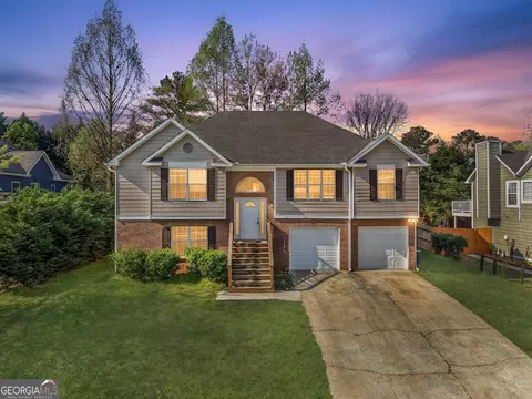 510 Saint James Ct, Lawrenceville, GA 30044