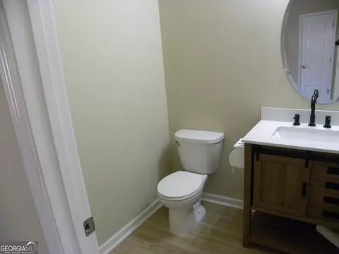 Bath - 2466 Foxy Dr, Bethlehem, GA 30620 photo 1 of 1