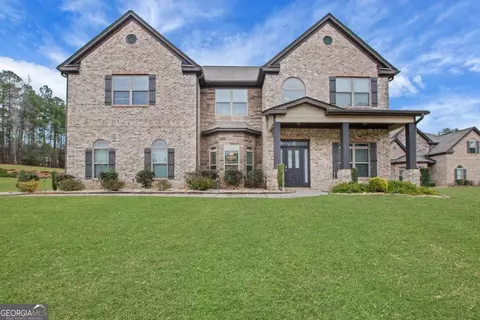 4605 Chestnut Oak St, Loganville, GA 30052