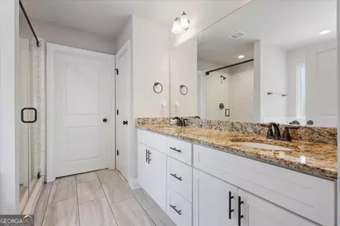 Entry Way - 102 River Point Rd, Jackson, GA 30233 photo 3 of 5