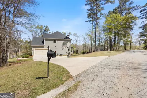 Exterior - 102 River Point Rd, Jackson, GA 30233 photo 4 of 12