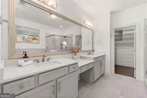 Bath - 1868 Skyfall Cir, Atlanta, GA 30319 photo 2 of 5