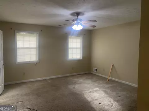 Bedroom - 225 Farmbrook Pkwy, Stockbridge, GA 30281 photo 2 of 7