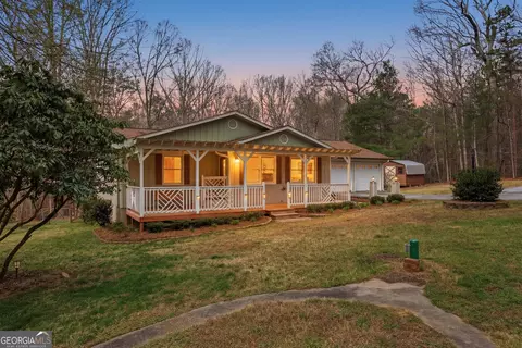 276 Bent Oak Dr, Cornelia, GA 30531