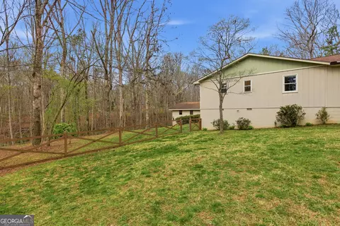 Exterior - 276 Bent Oak Dr, Cornelia, GA 30531 photo 6 of 14