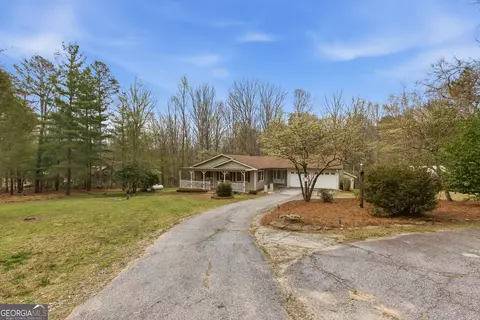 Exterior - 276 Bent Oak Dr, Cornelia, GA 30531 photo 5 of 14