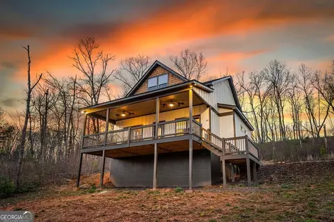 78 Lake Top Ln, Ellijay, GA 30540