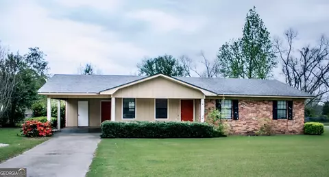 131 Carol Cir, Fitzgerald, GA 31750