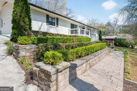 620 Spalding Dr, Sandy Springs, GA 30328