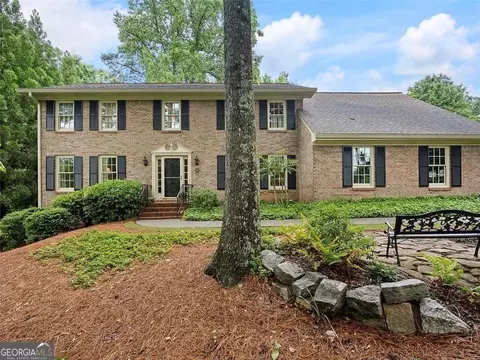 1782 Corners Ct, Atlanta, GA 30338
