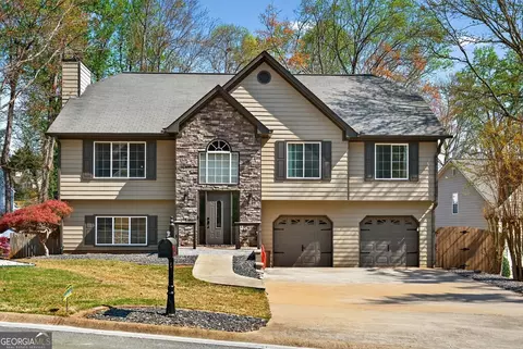 2113 Township Dr, Woodstock, GA 30189