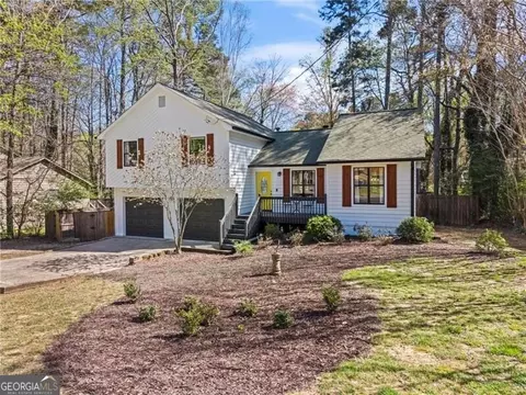 3065 Sumit Wood Dr NW, Kennesaw, GA 30152