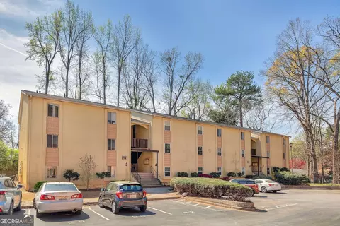 2390 Lawrenceville Hwy, Decatur, GA 30033