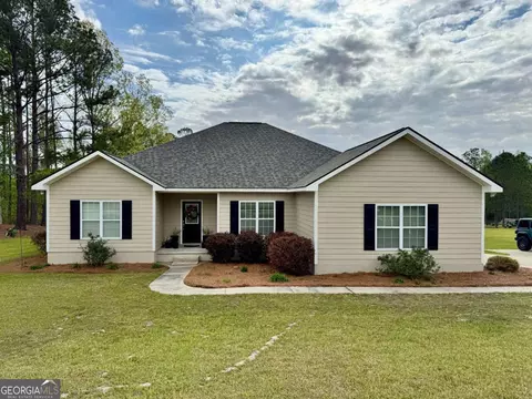 540 Limestone St, Mount Vernon, GA 30445