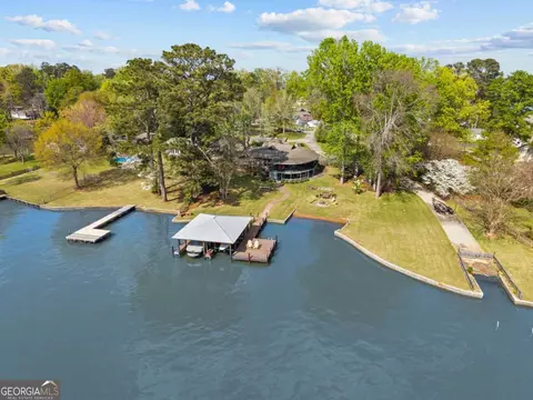 182 Spurgeon Dr SE, Milledgeville, GA 31061