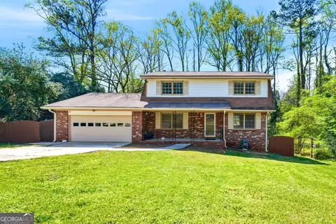 3569 Woods Dr, Decatur, GA 30032