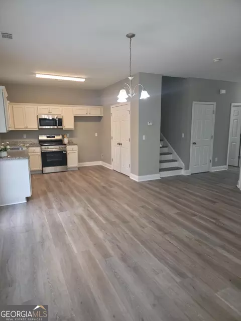 170 Heather Ln, Commerce, GA 30529 photo 4