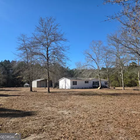 5037 Cherrywood Dr, Ellabell, GA 31308