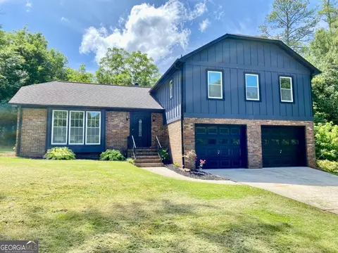 323 W Claiborne Ct, Marietta, GA 30066