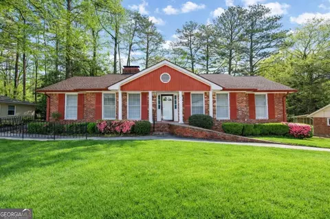 2760 The Fontainebleau SW, Atlanta, GA 30331