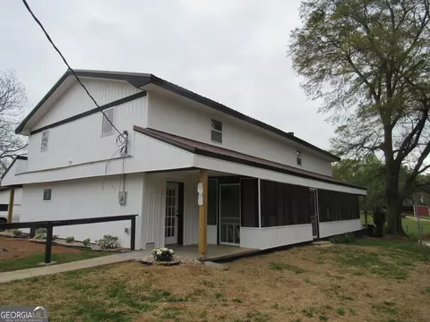 8606 Holly Springs Rd, Maysville, GA 30558