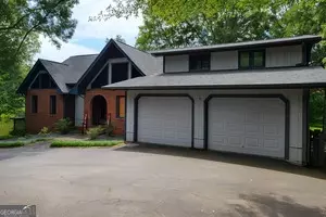45 Surrey Chase Dr, Social Circle, GA 30025