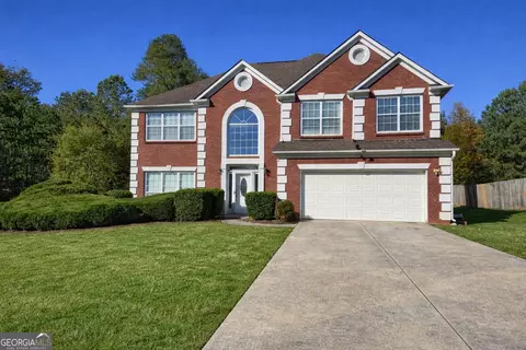 2737 Autumn Lake Ln, Decatur, GA 30034
