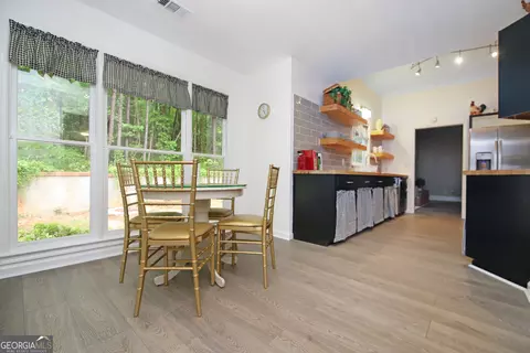 Kitchen - 16 River Point Dr, Lagrange, GA 30240 photo 3 of 13