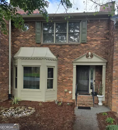 6315 Windsor Trace Dr, Peachtree Corners, GA 30092