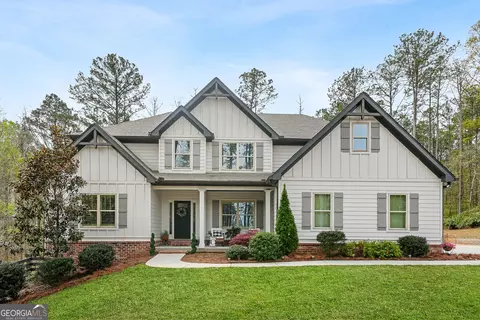 184 Stonegate Trl, Carrollton, GA 30116