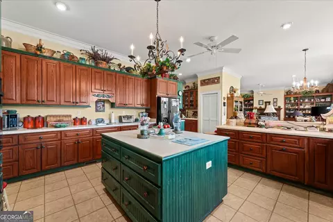 Kitchen - 620 Upton Mill Dr, Washington, GA 30673 photo 3 of 4