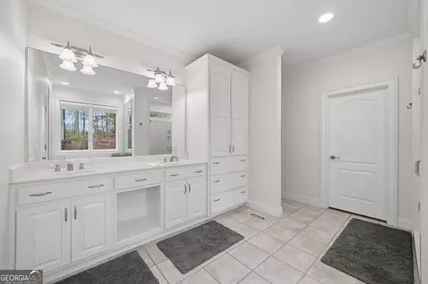 Entry Way - 8970 Fields Way, Gainesville, GA 30506 photo 7 of 10