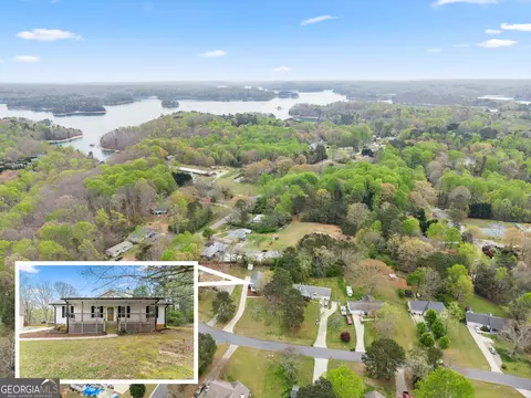 8615 Bayhill Dr, Gainesville, GA 30506