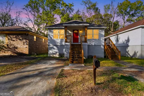 Exterior - 1908 Comet Ave, Savannah, GA 31405 photo 2 of 5