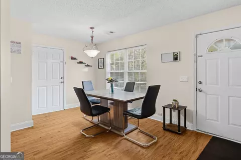 Dining - 1908 Comet Ave, Savannah, GA 31405 photo 1 of 1
