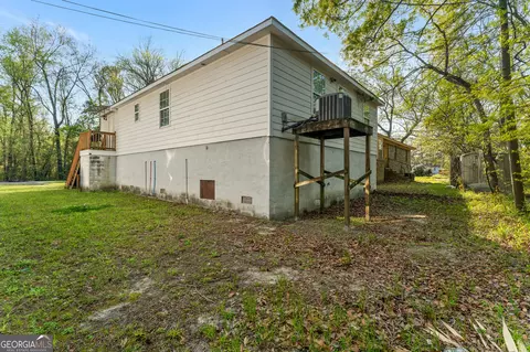 Exterior - 1908 Comet Ave, Savannah, GA 31405 photo 4 of 5