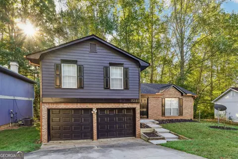 728 Stonebridge Cres, Lithonia, GA 30058