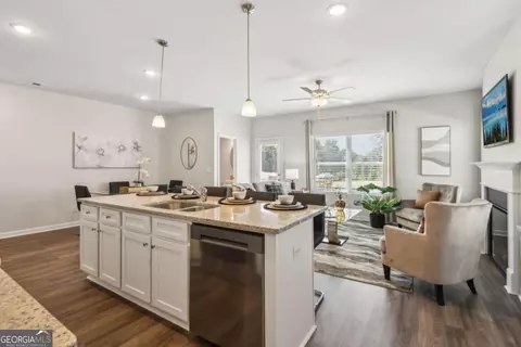 Kitchen - 6359 Warbler Ct, Morrow, GA 30260 photo 1 of 1
