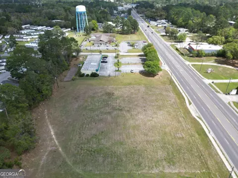 951 Elma G Miles Pkwy, Hinesville, GA 31313