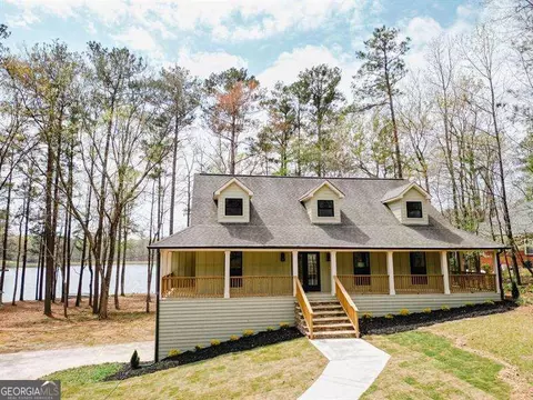 341 Teepee Trl, Whitesburg, GA 30185