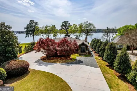 1270 Dogwood Dr, Greensboro, GA 30642