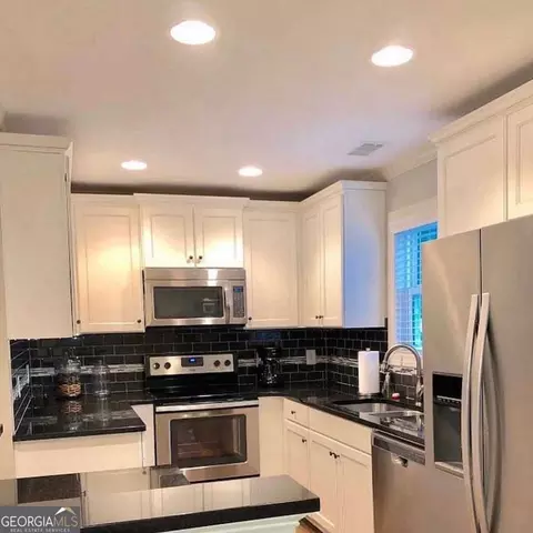 Kitchen - 535 Forrest Ave, Gainesville, GA 30501 photo 1 of 4