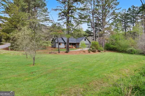 18 Saga Mountain Rd, Tiger, GA 30576