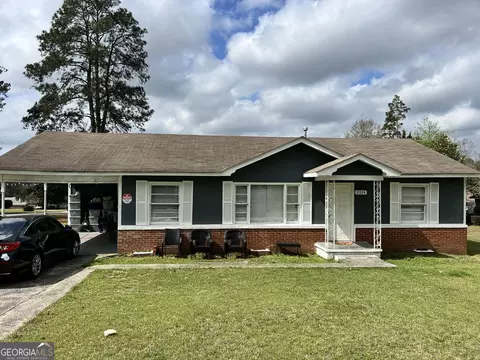2334 Donald Ave, Macon, GA 31217
