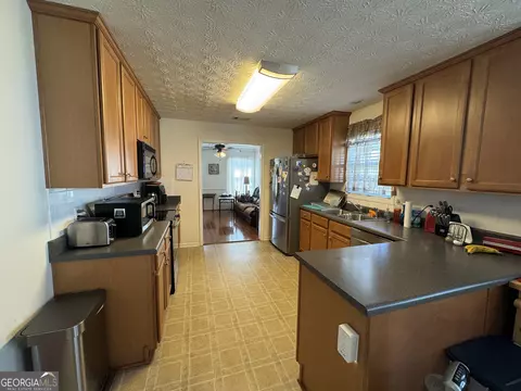 Kitchen - 36 Windcrest Ter, Covington, GA 30016 photo 4 of 4