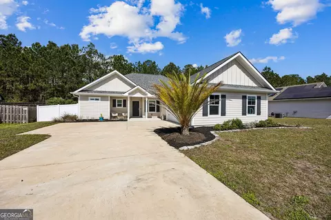 611 Victorias Cir, Saint Marys, GA 31558